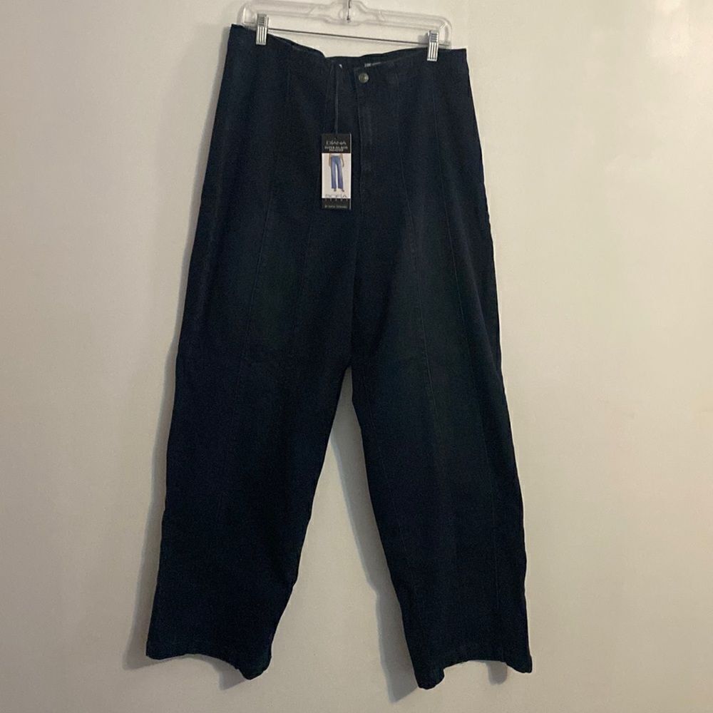 Sofia by Sofia Vergara Diana Super Hi Rise Palazzo Flare jeans, size 18